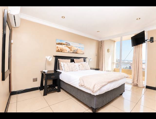 2 BEDROOM APARTMENT FOR SALE IN POINT WATERFRONT